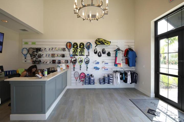 Tennis shop
