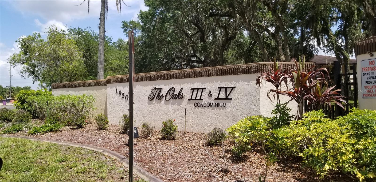 Entrance on Quesada