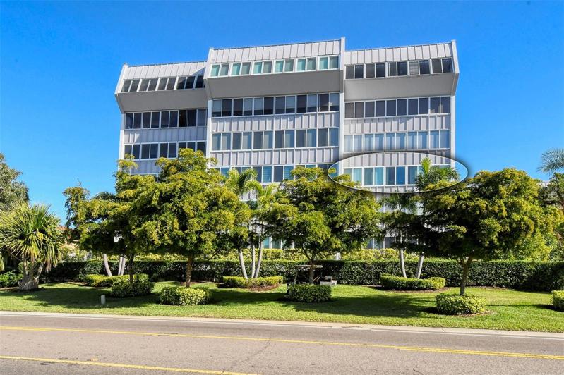 Building and condo loction