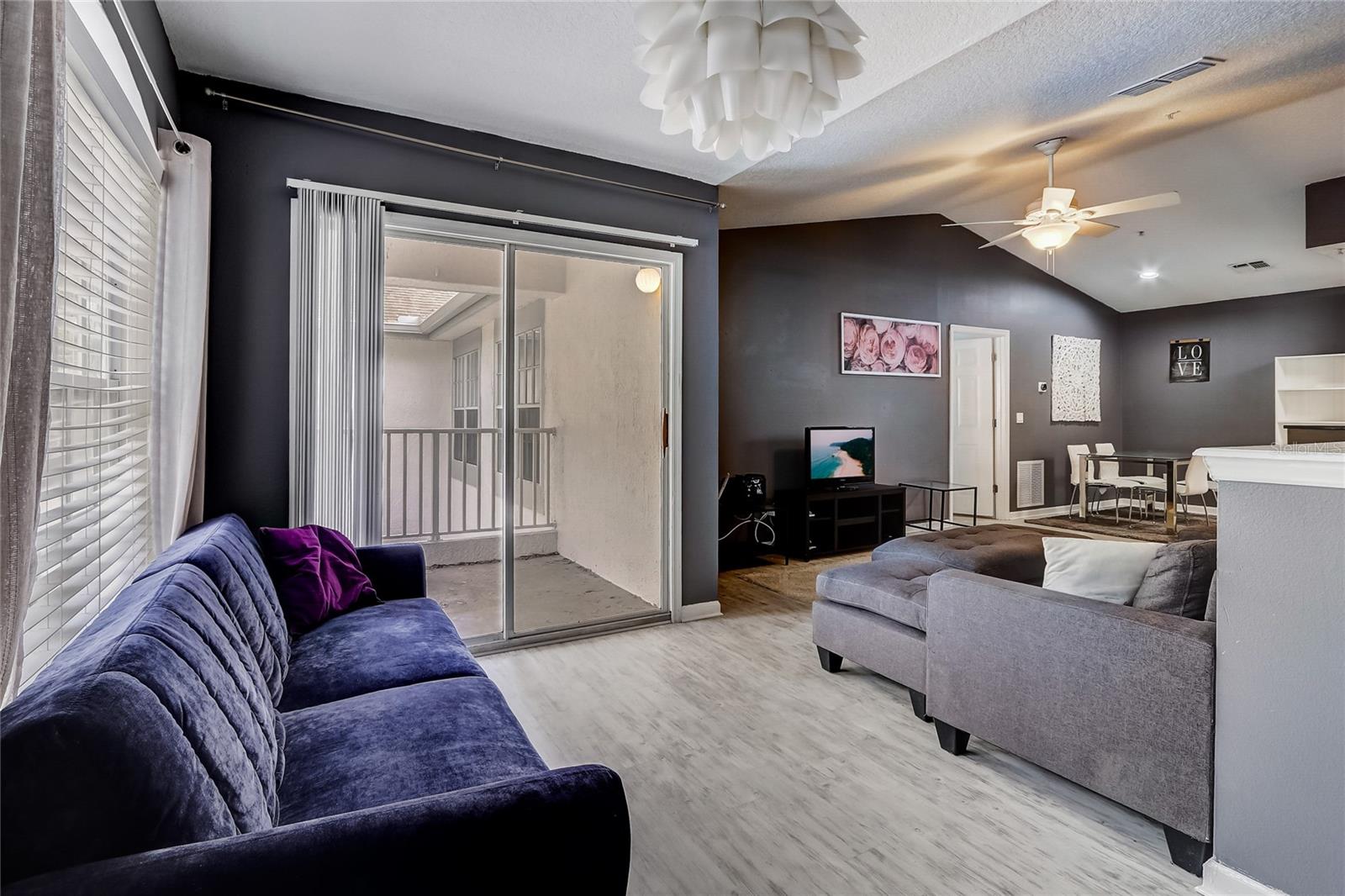 4332 S Kirkman Road #1012, Orlando, Florida 32811, 2 Bedrooms Bedrooms, ,2 BathroomsBathrooms,Residential,For Sale,KIRKMAN,O6108938