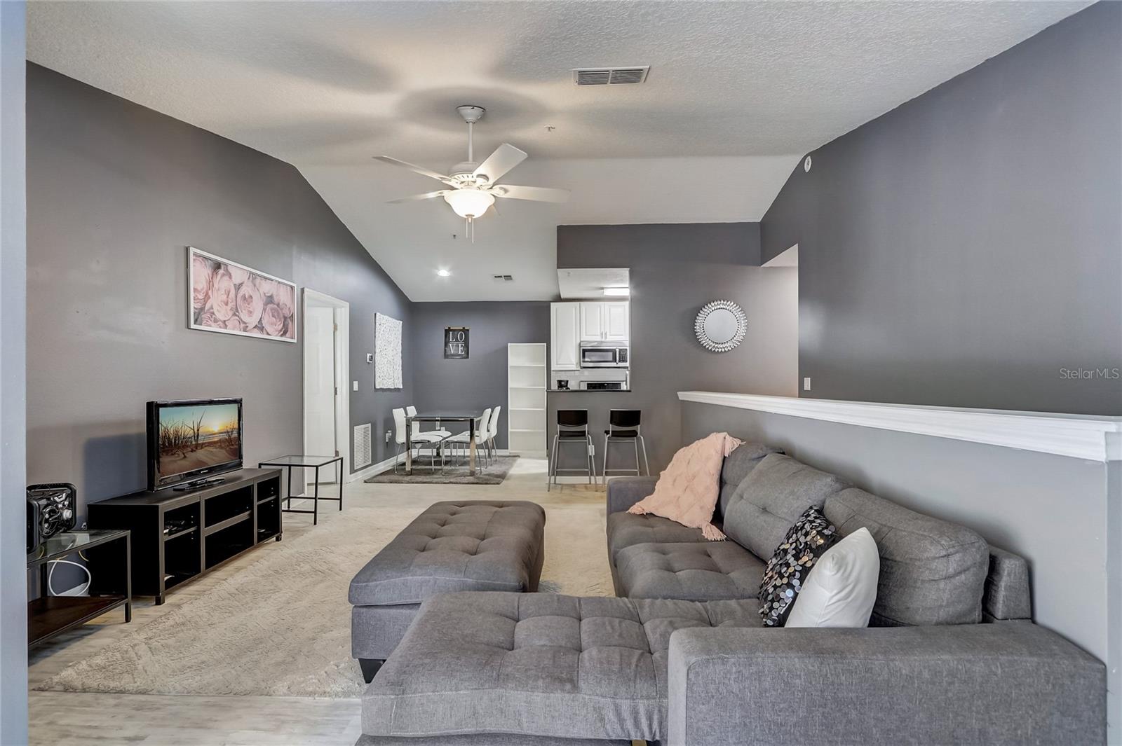 4332 S Kirkman Road #1012, Orlando, Florida 32811, 2 Bedrooms Bedrooms, ,2 BathroomsBathrooms,Residential,For Sale,KIRKMAN,O6108938
