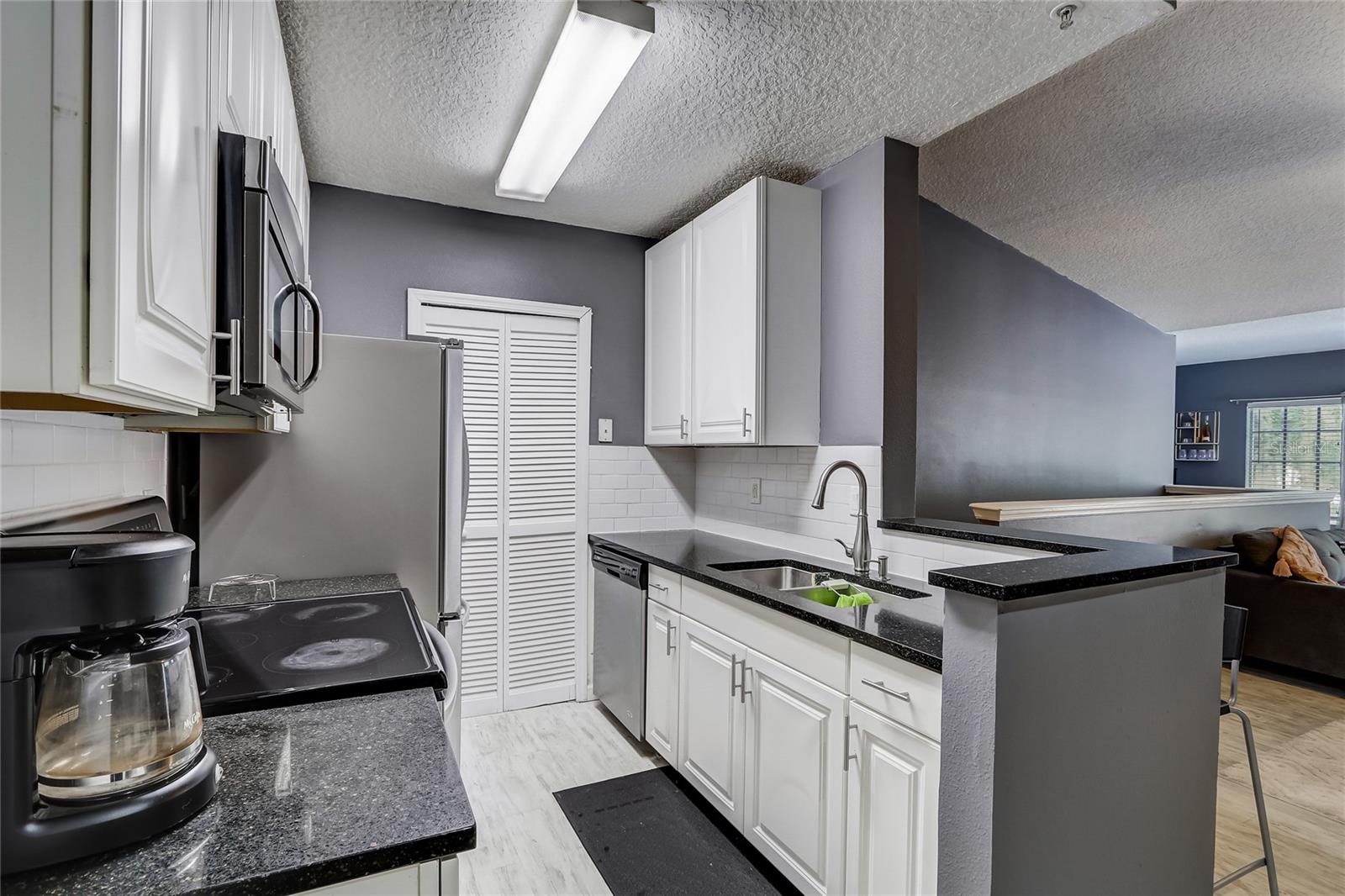 4332 S Kirkman Road #1012, Orlando, Florida 32811, 2 Bedrooms Bedrooms, ,2 BathroomsBathrooms,Residential,For Sale,KIRKMAN,O6108938