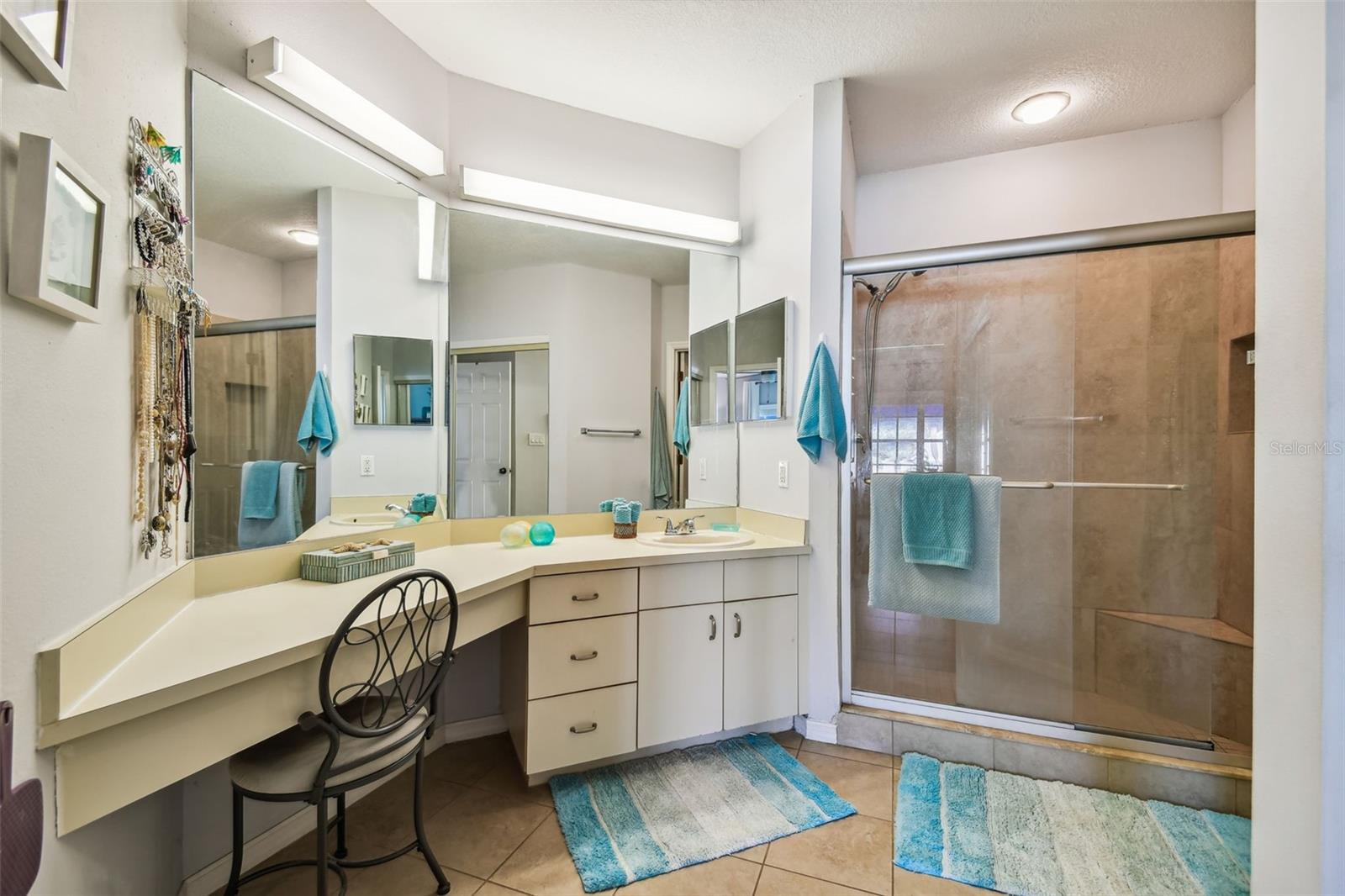 Master bedroom with pond/pool views, oh and don't forget the glorious sky views you are able to see.