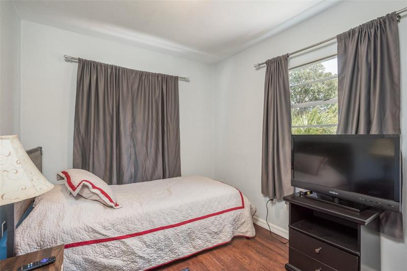 3rd bedroom main house