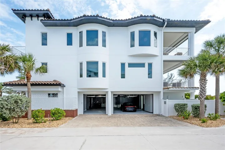 Side with 6 car garage