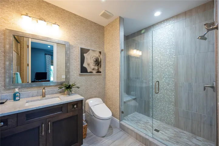 Bedriin/Office Full Bath