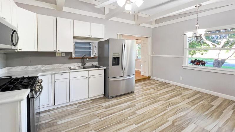 Kitchen, View #1 !