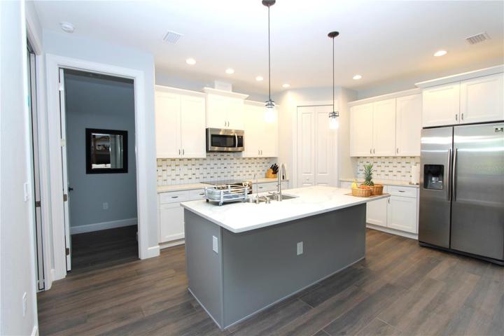 Kitchen - view 1