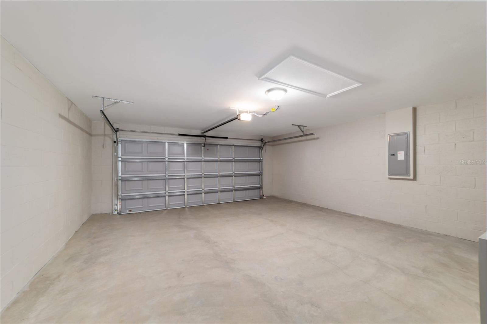 2 Car Garage