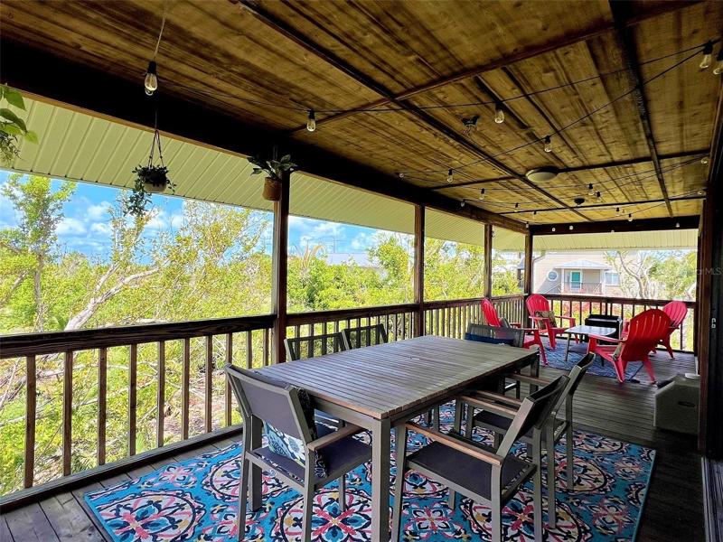 Outside dining on the front porch