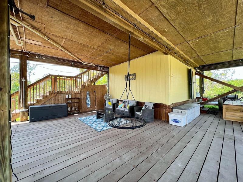 Great gathering space under the home