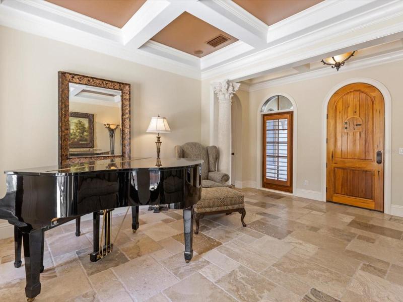 Stunning entryway