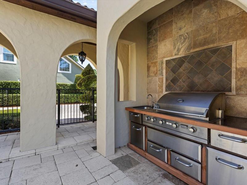 Outdoor kitchen
