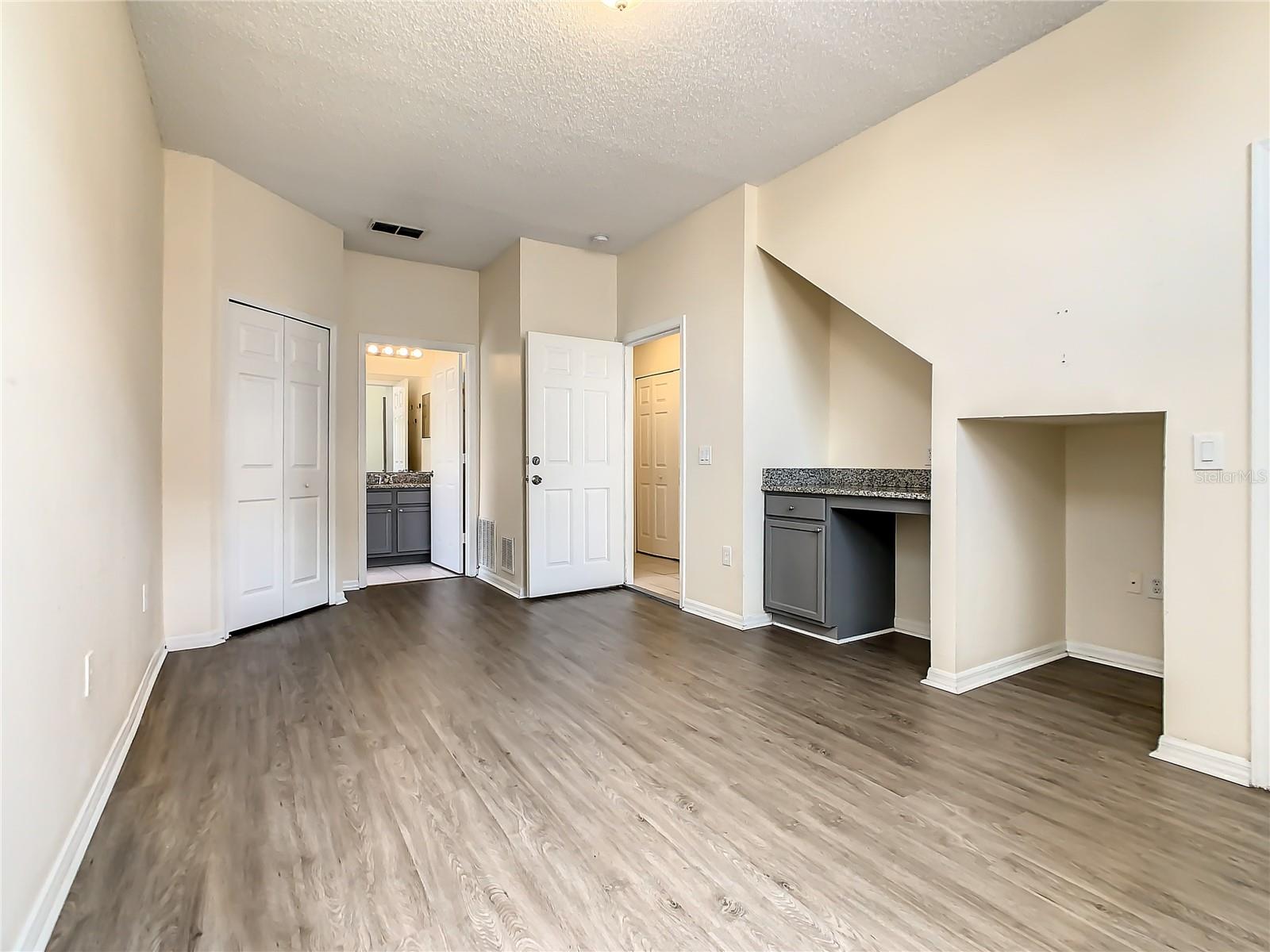 Studio first floor