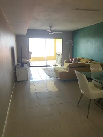 2BEdroom 2 Bath being offered as is as seen