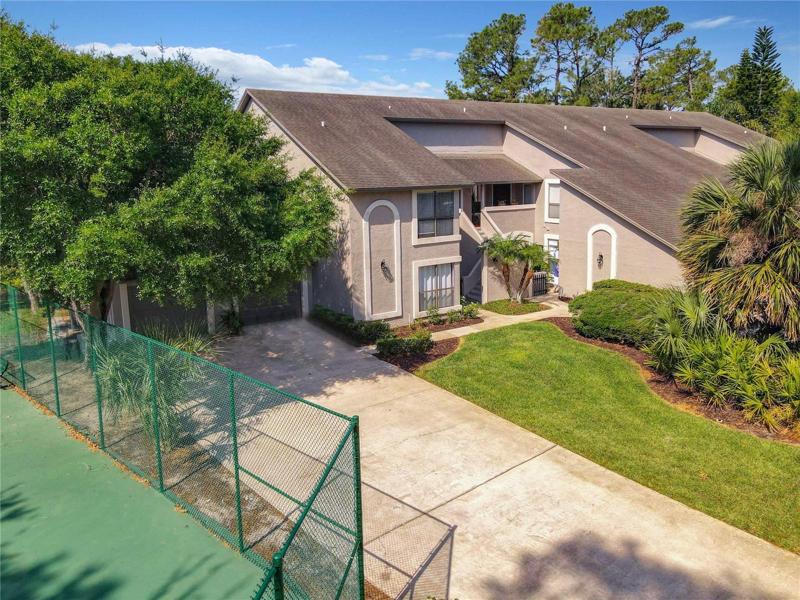 300 N Shadowbay Blvd #200