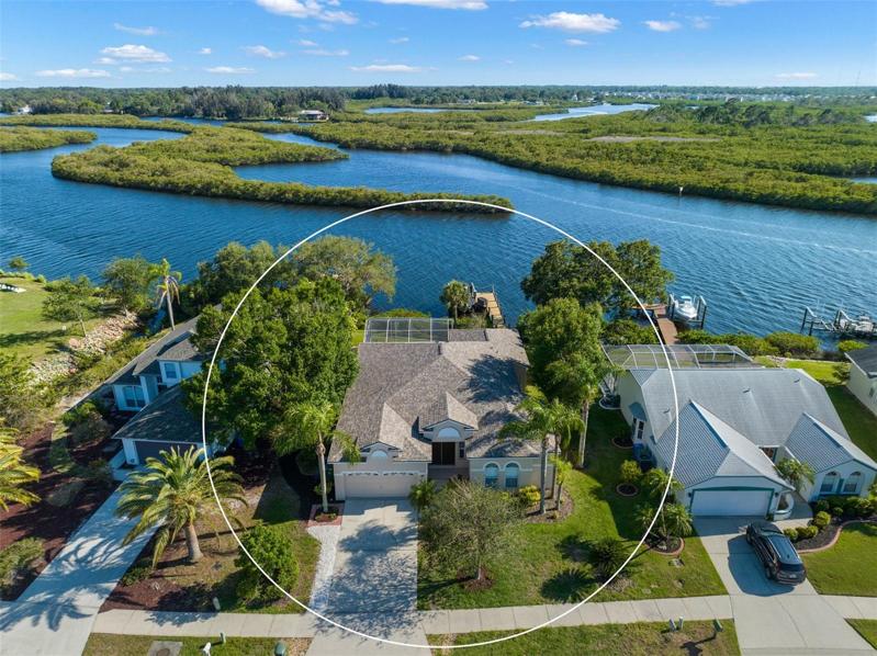 aerial view of property direct Braden River to Gulf