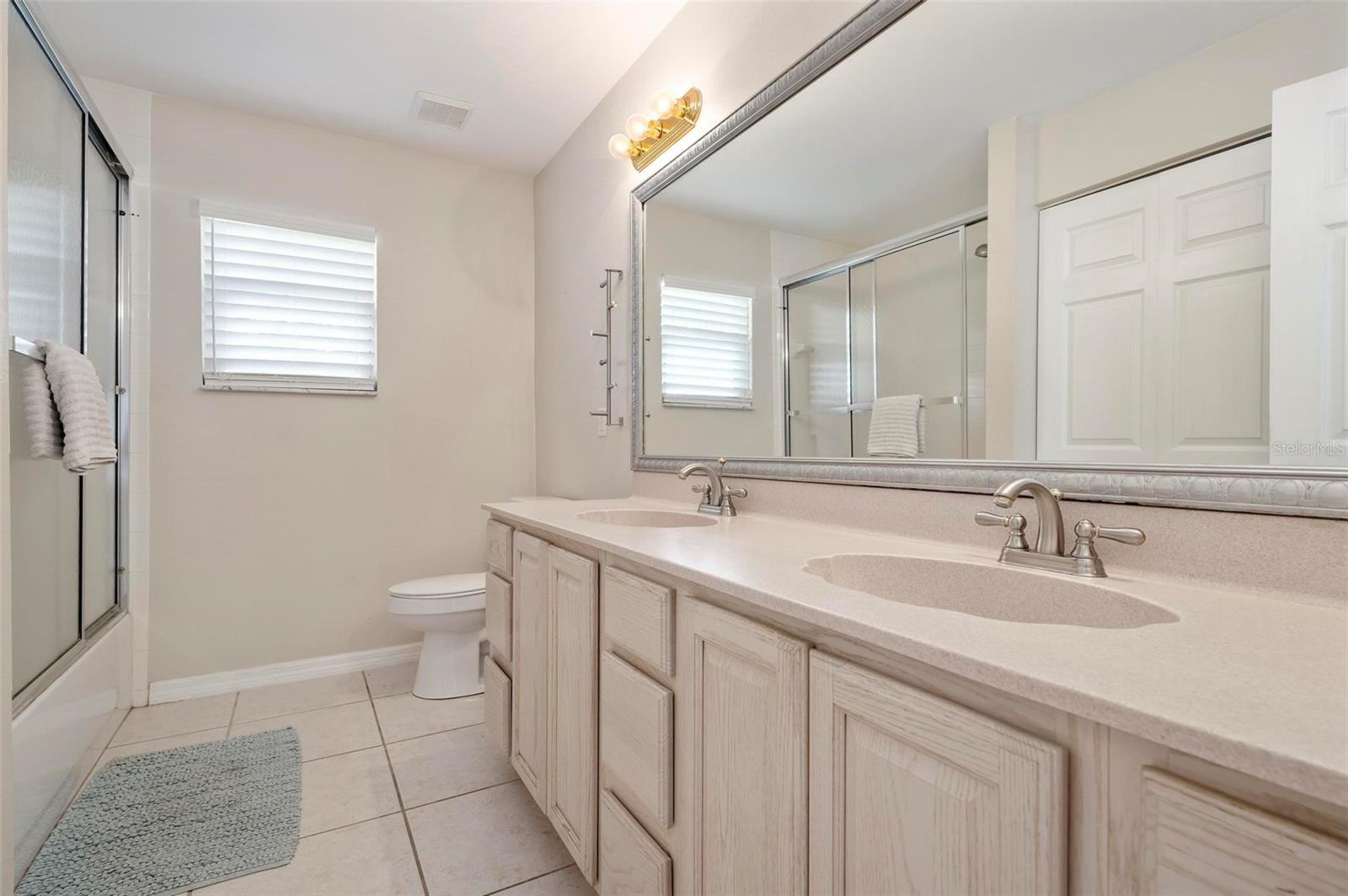 Guest Bath With Dual Sinks
