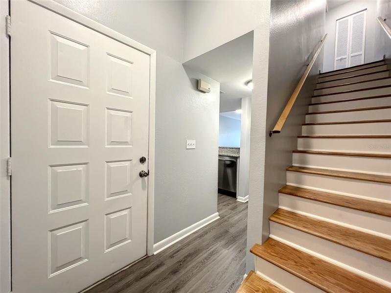 oak stair case