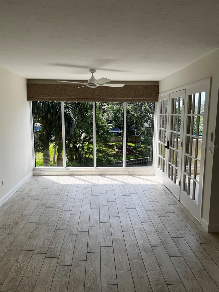 Living Room/Dining Room Combination