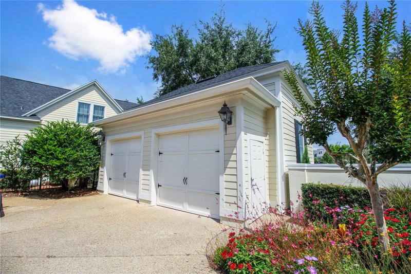 Garage 3 & 4