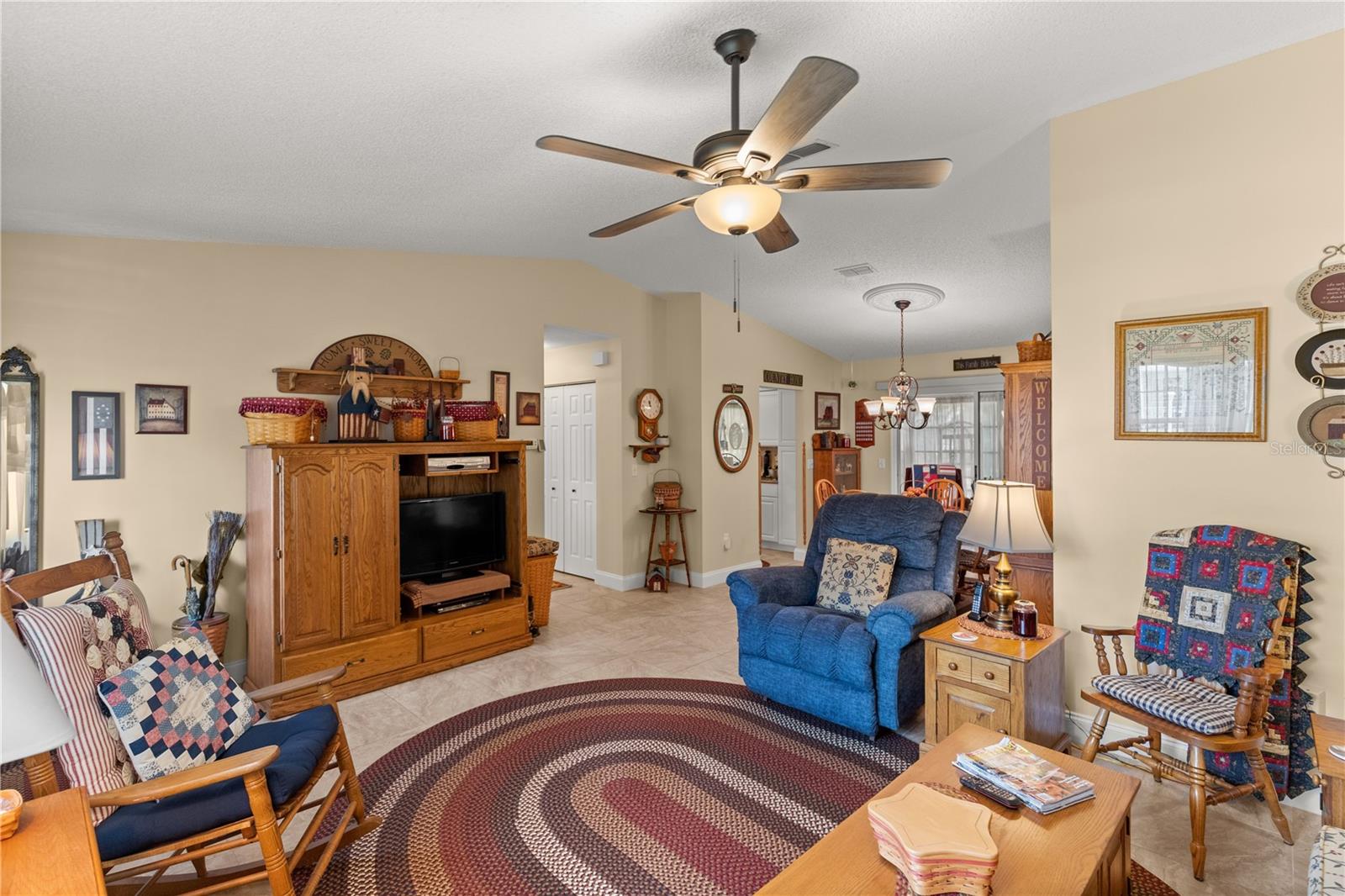 LIVING ROOM HAS VAULTED CEILINGS