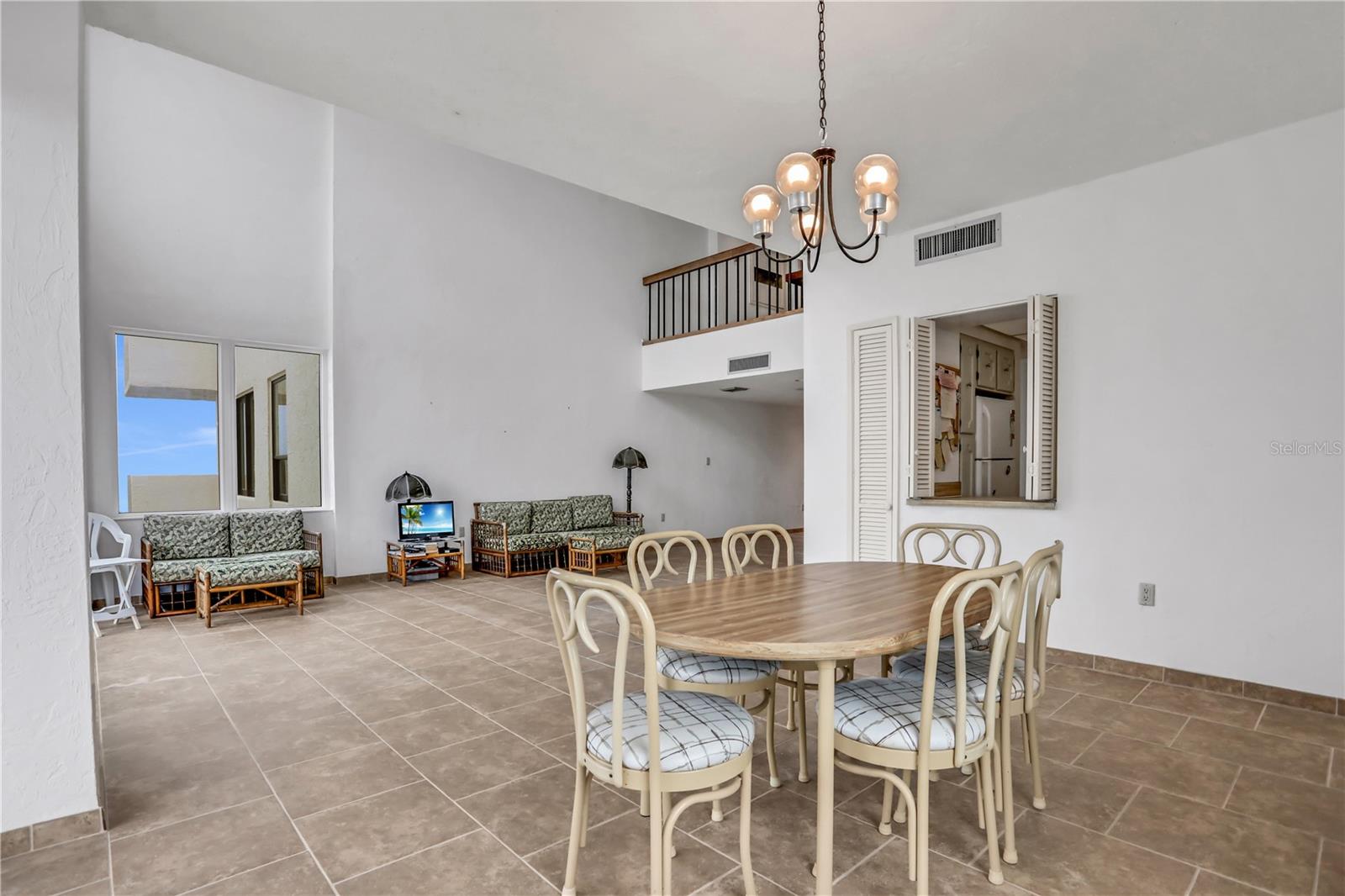 Dining room is adjacent to the kitchen