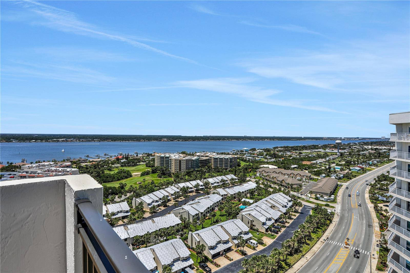 City and river on full display for 21st floor balcony