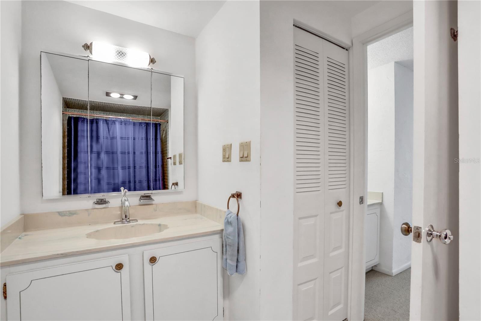Bathroom #2