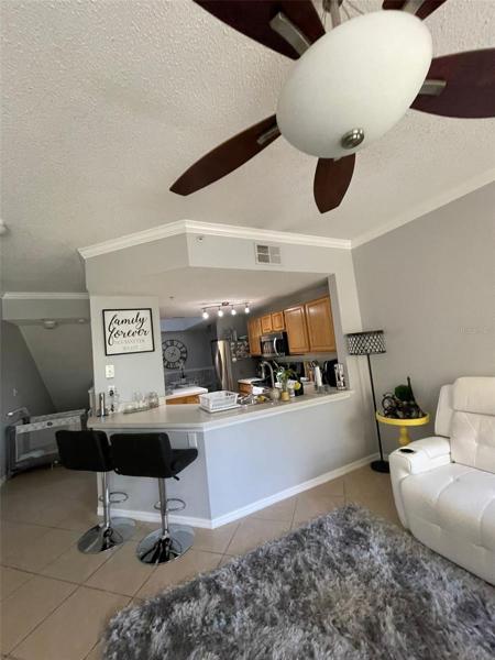 Kitchen/ Living room