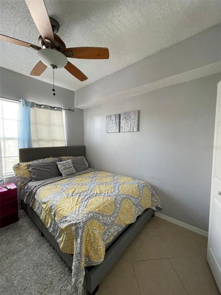 Guest bedroom
