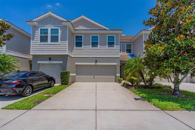 Charming townhome with 2 car garage