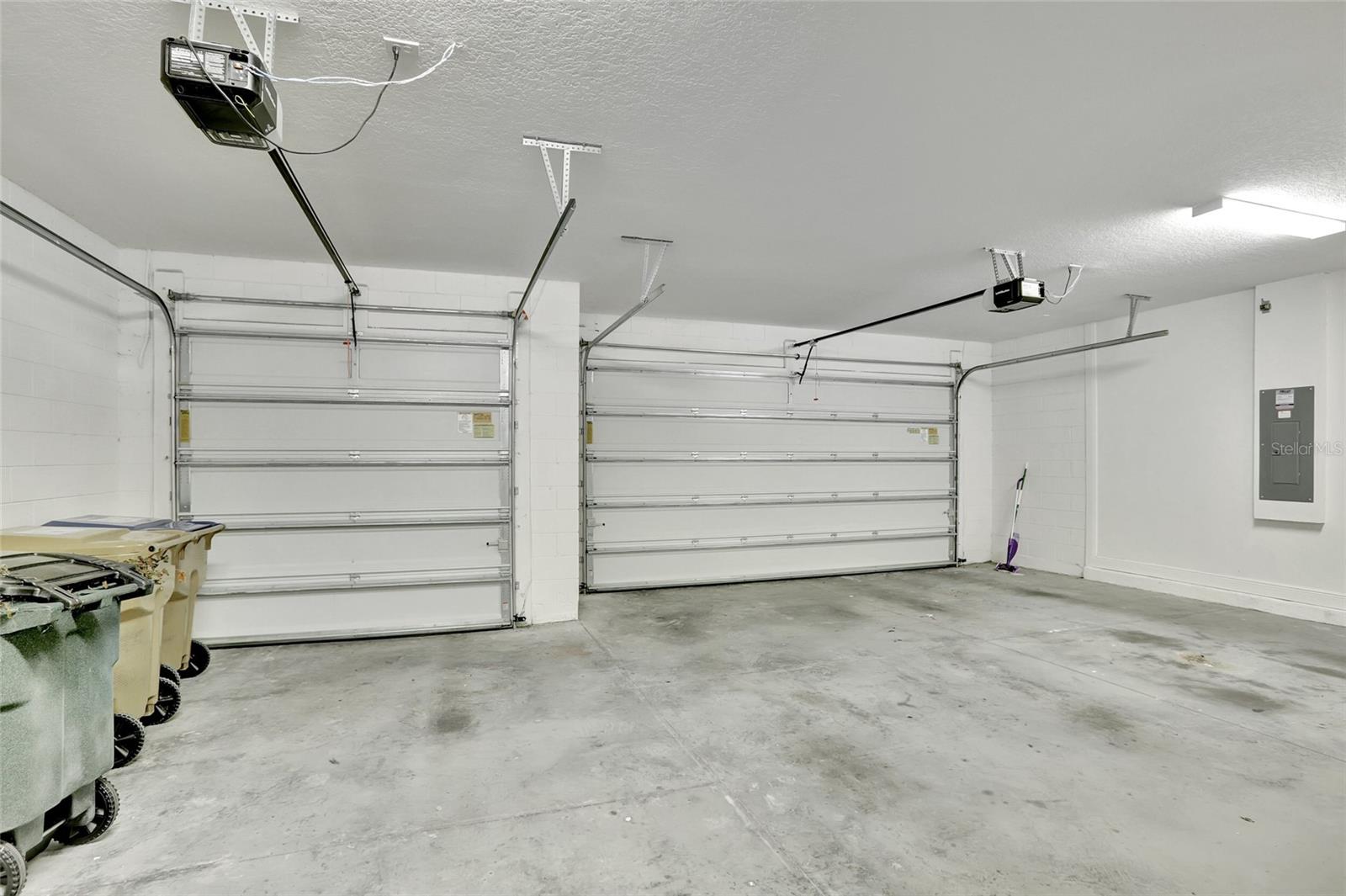3-car garage