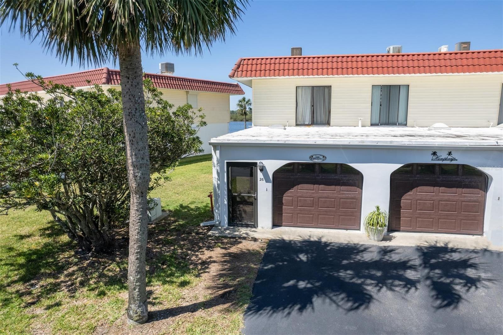 Ocean Palm S. Main Entry