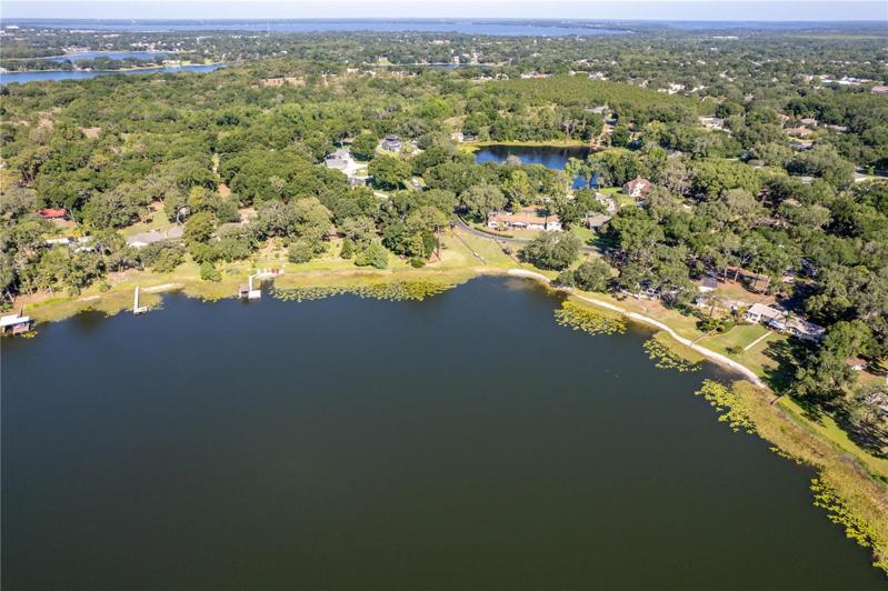 Community common area on Lake Joanna