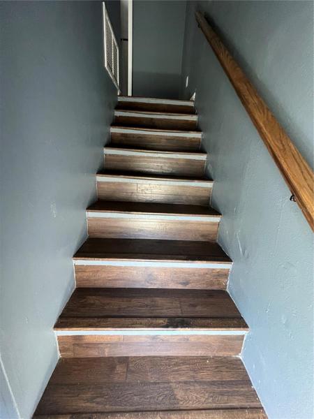 907 Stairwell