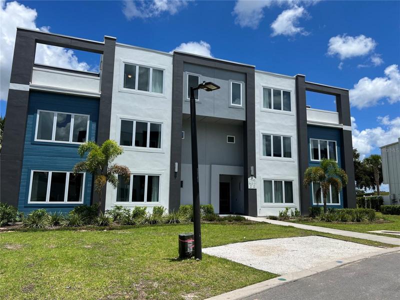 Only 4 units per building