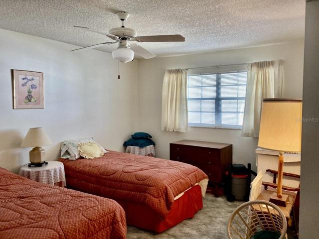 Second bedroom.