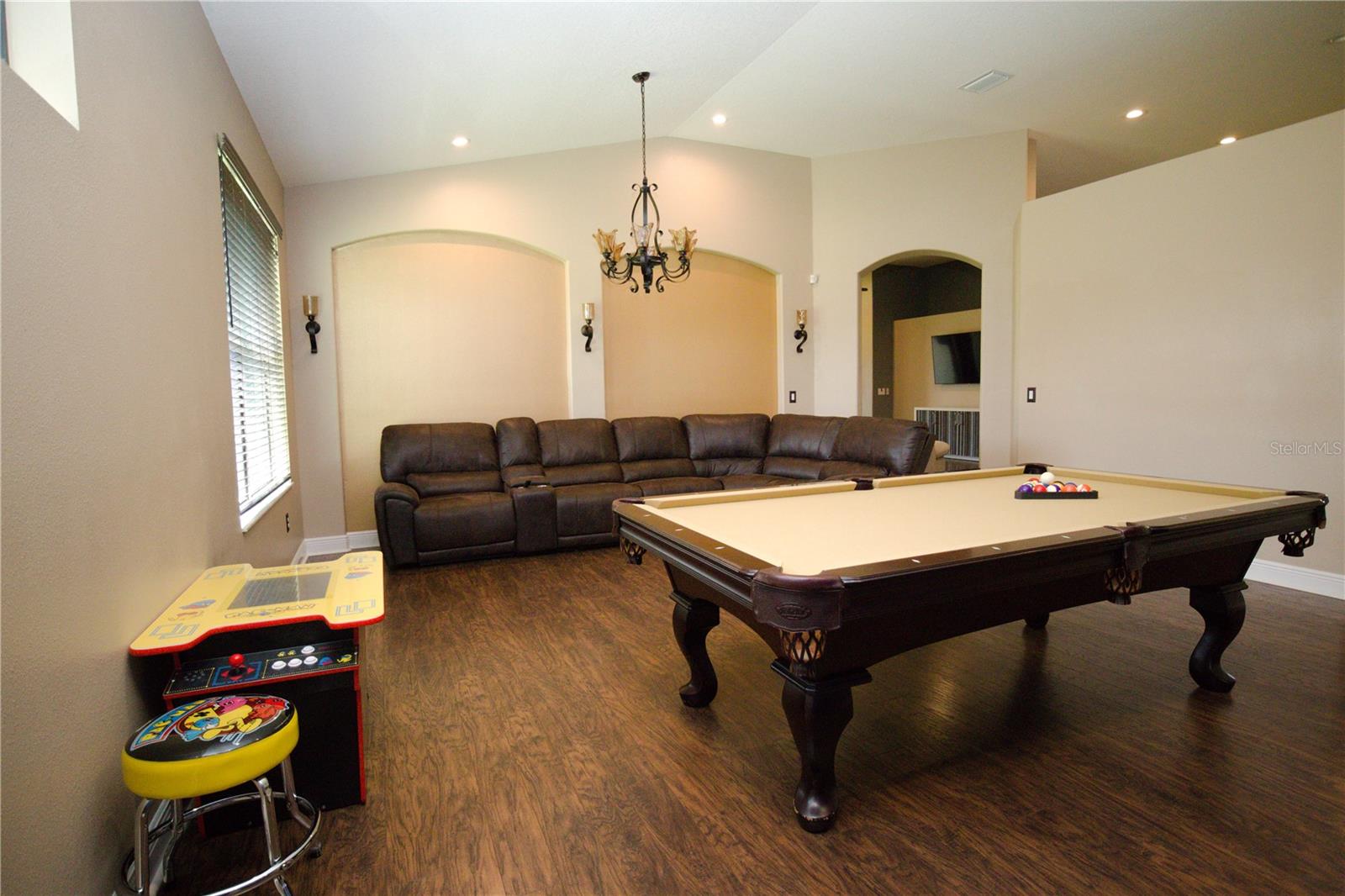 Front Bonus Room