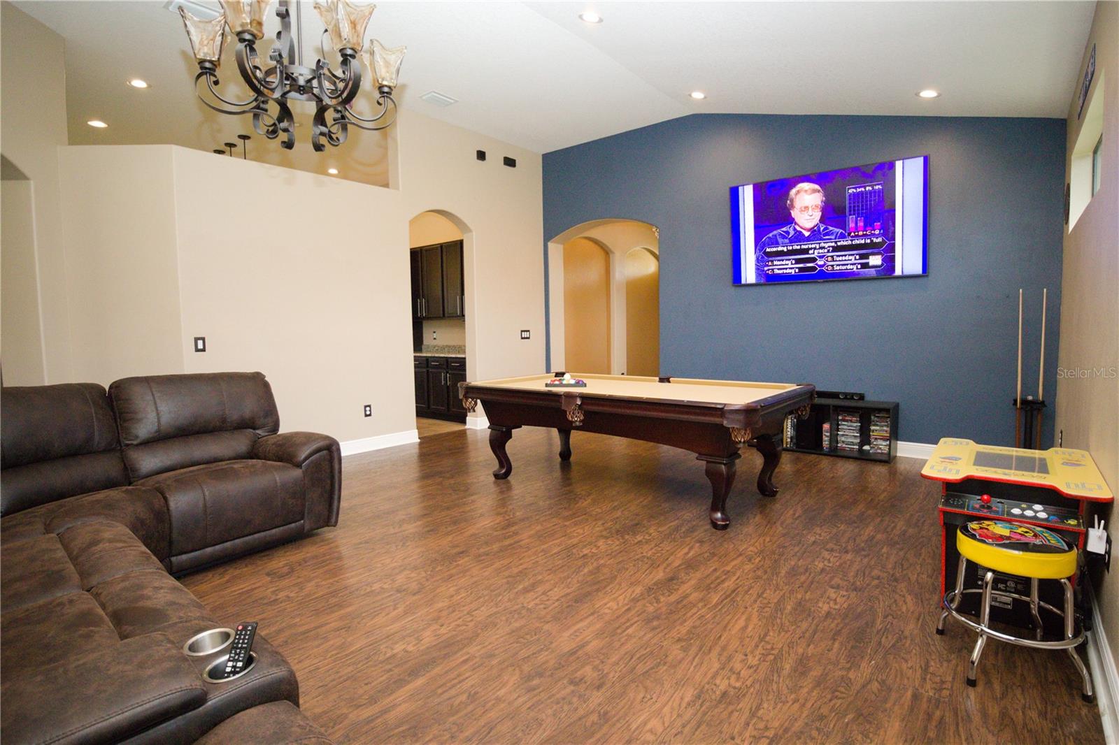 Front Bonus Room