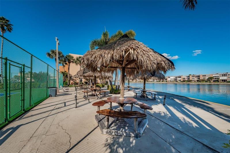 Tiki huts and grills