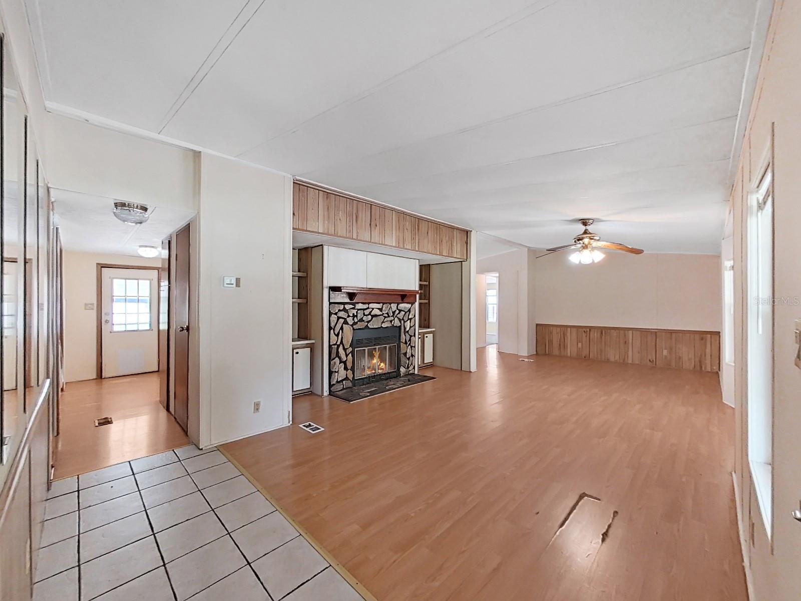Family Room Mobile