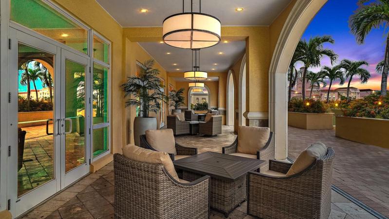 amenity level swivel chairs