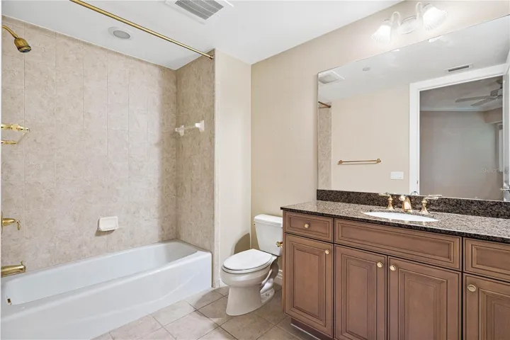 bathroom 2 ensuite
