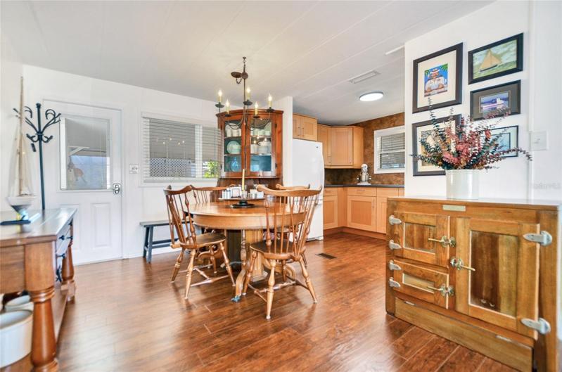 The dining nook is just waiting for your next meal