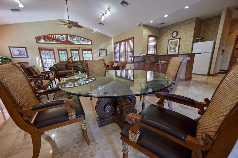 Lounge in clubhouse.