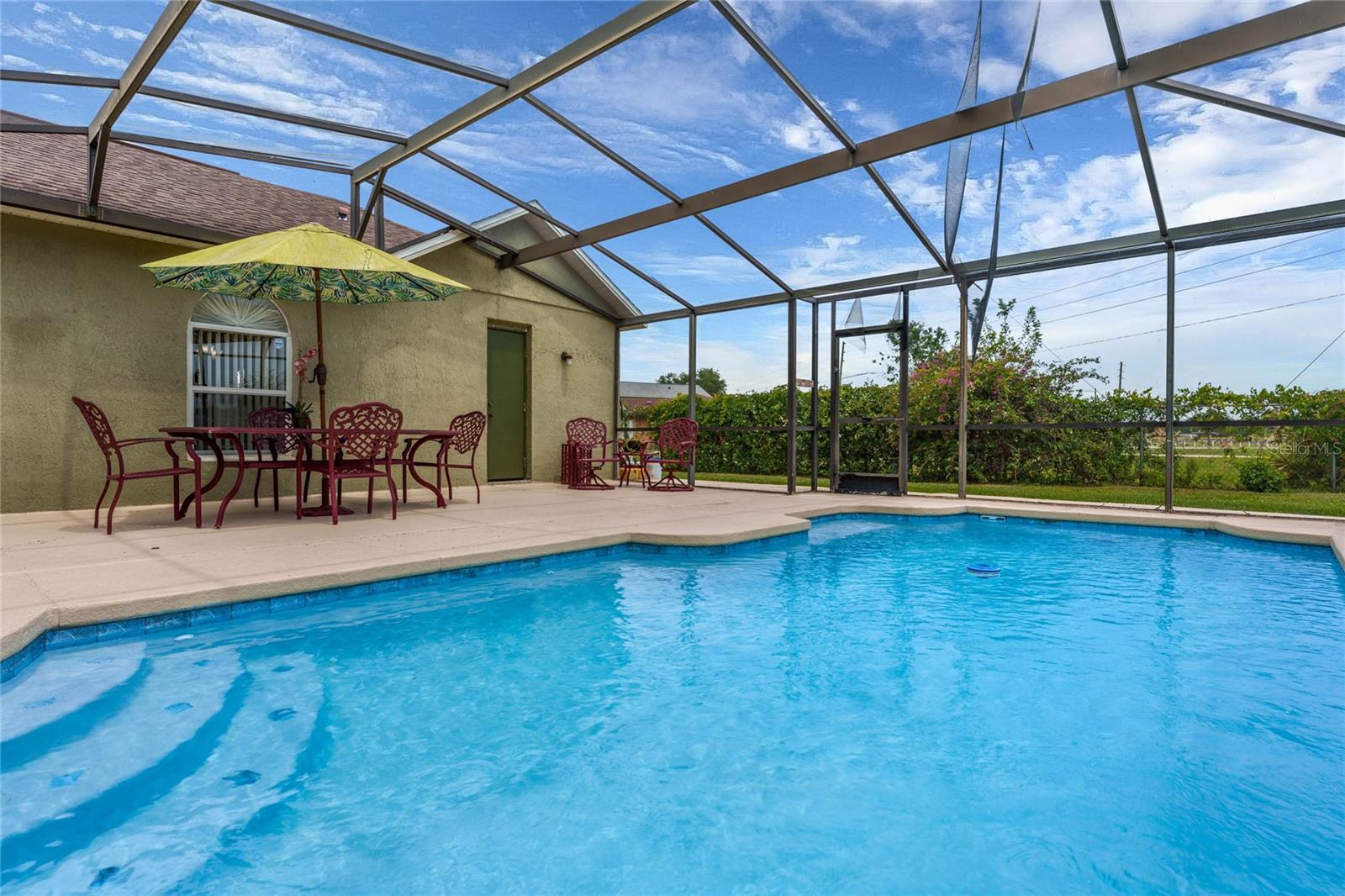 pool deck