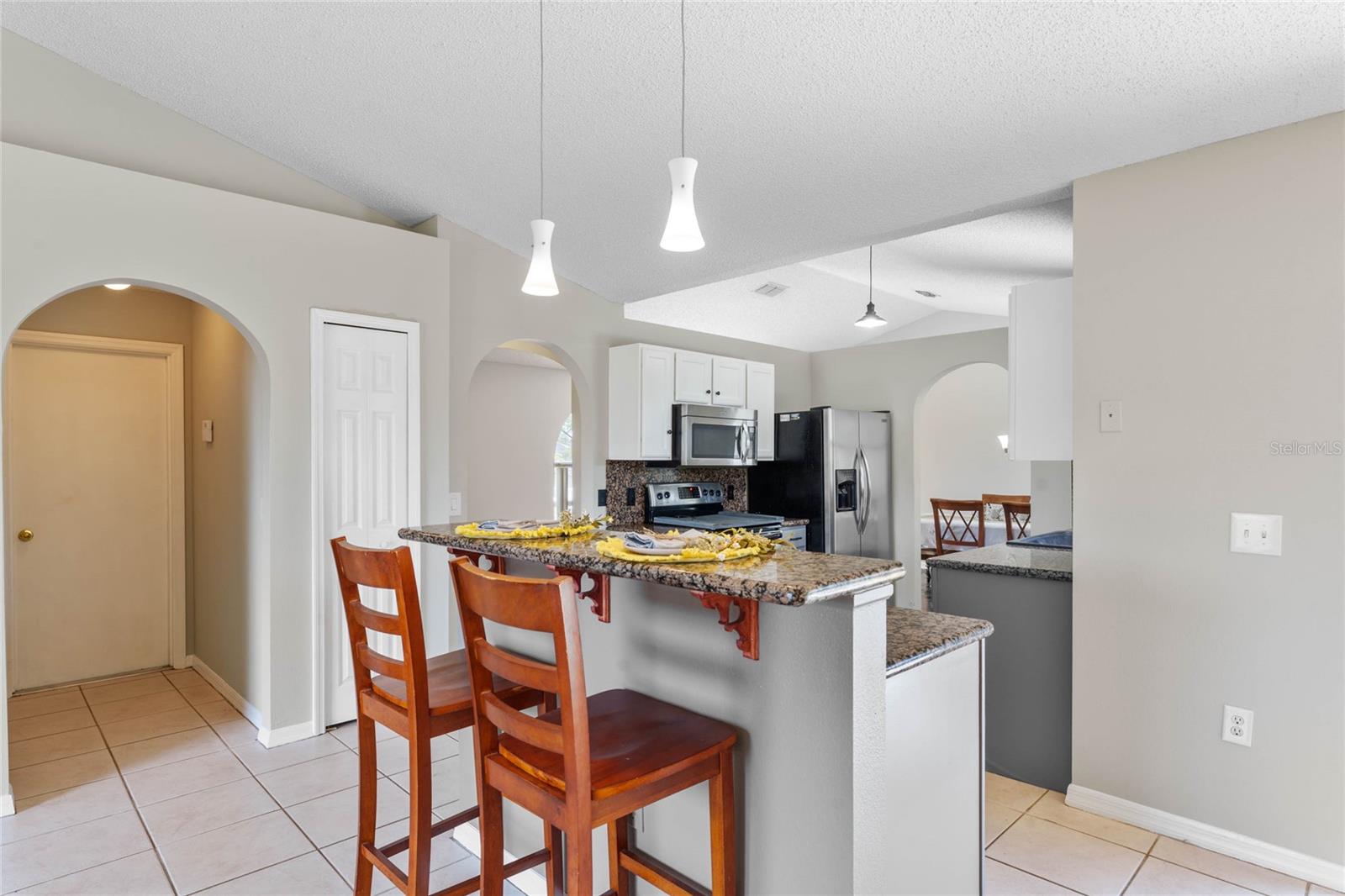 kitchen bar