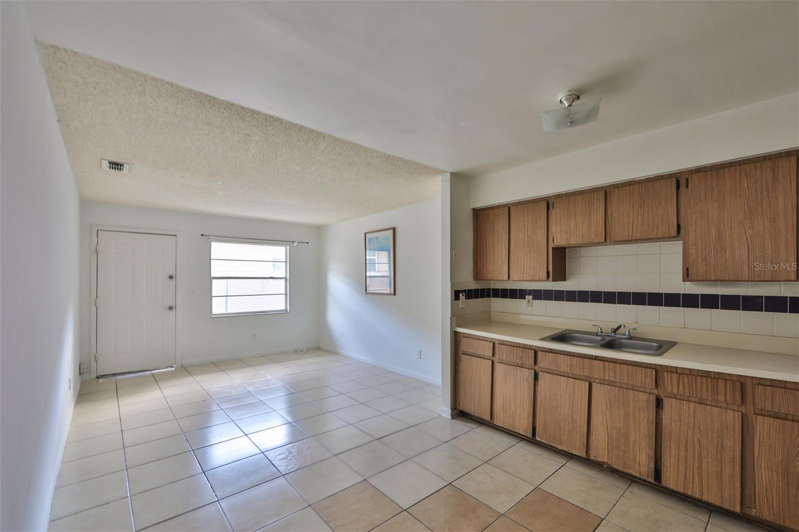 Kitchen Alt View