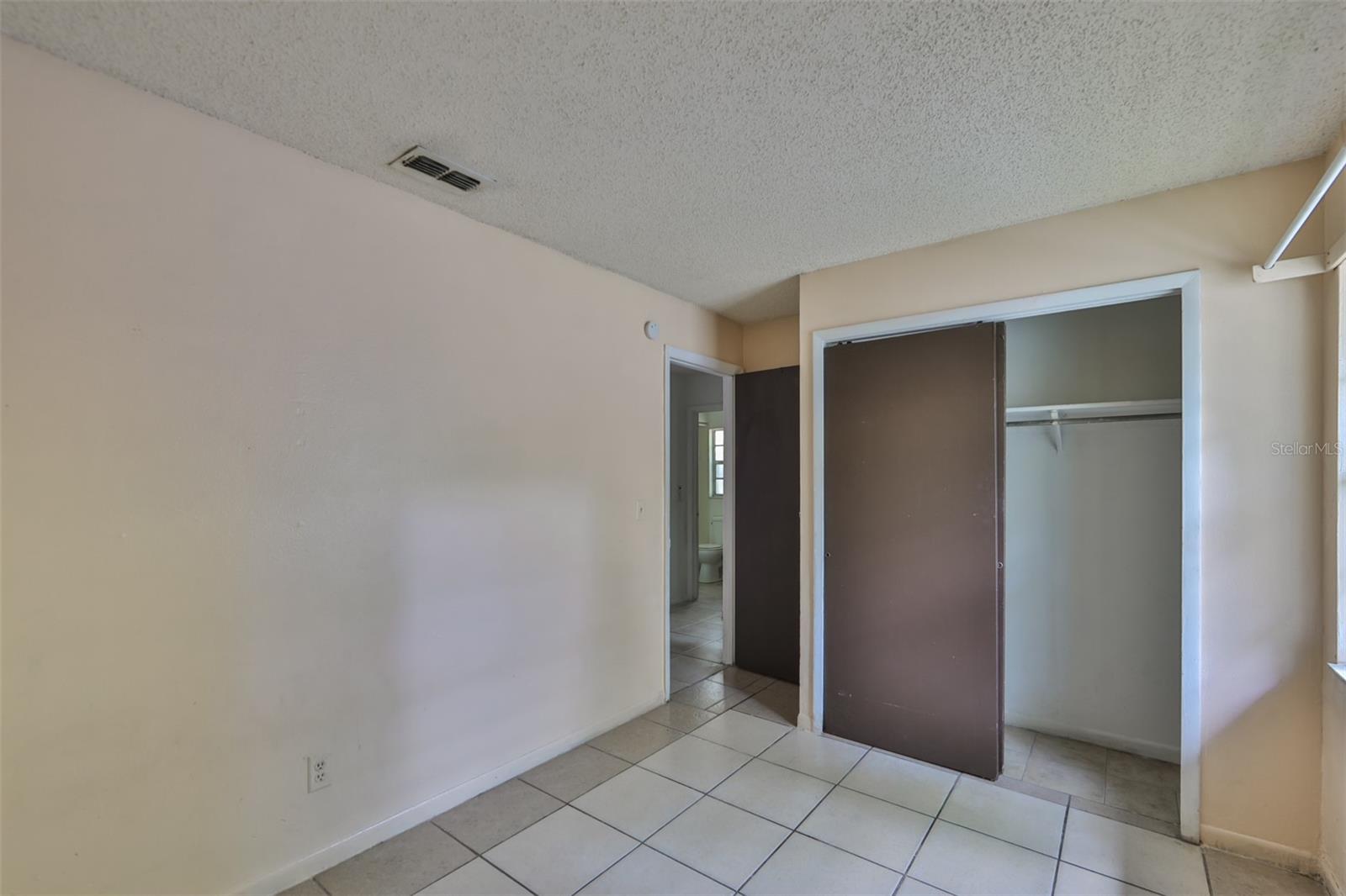 2nd Duplex - Bedroom 2 Alt View